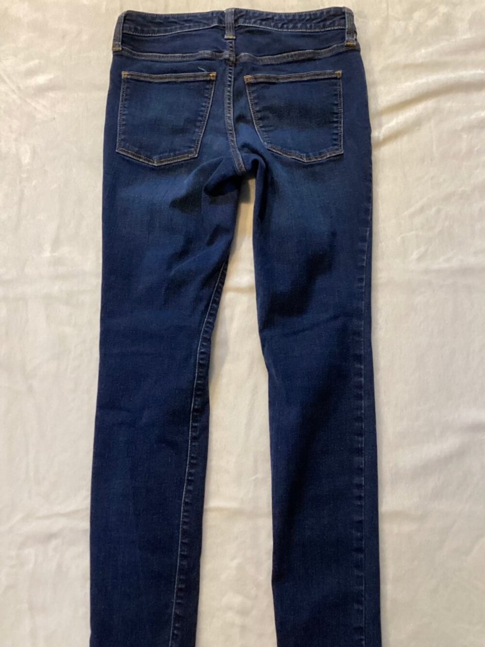 Universal Thread Mid Rise Skinny Jeans Size 2 - Picture 2 of 4